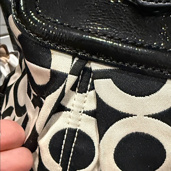 Coach Monochrome Patterned Shoulder Bag - Picture 7 of 17